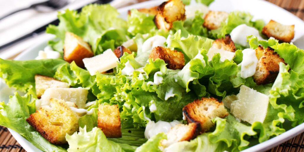 Salada Algarvia: Tradição Mediterrânica de Portugal